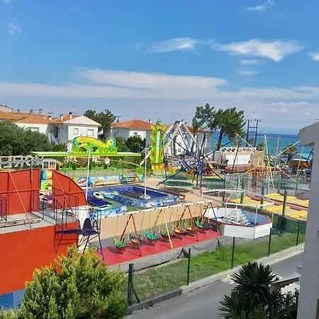 Vi * Pefkochori