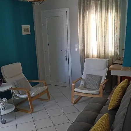 Vi Apartment Pefkochori